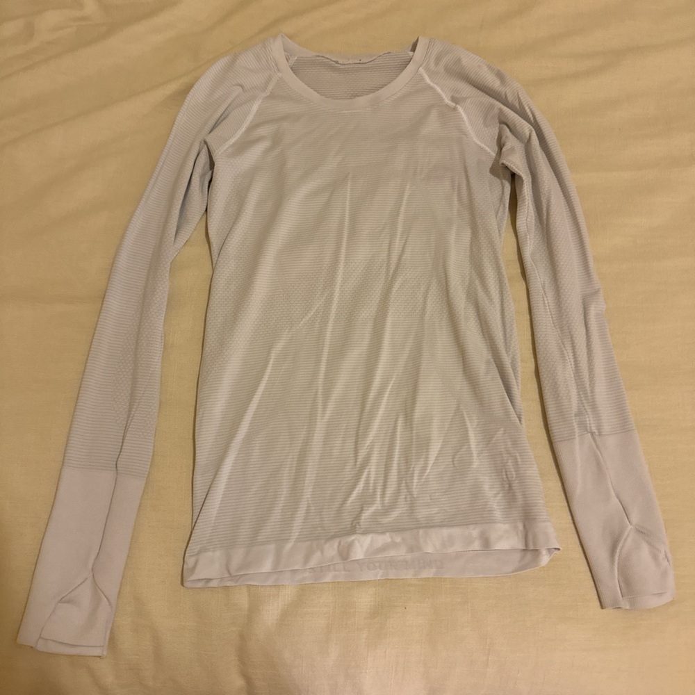 Swiftly Tech Long Sleeve 2.0 Hip - Length